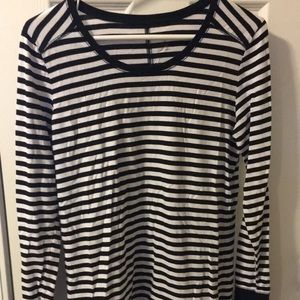 Long sleeve stripped top